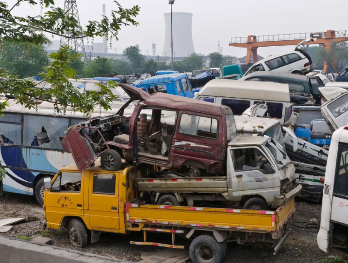 哈尔滨报废货车回收电话